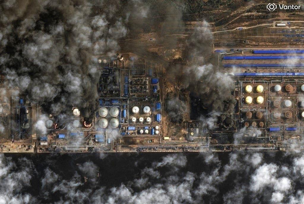 乌克兰方面披露，俄罗斯列宁格勒州乌斯特-卢加油库遭袭后，俄原油海运出口量出现断崖