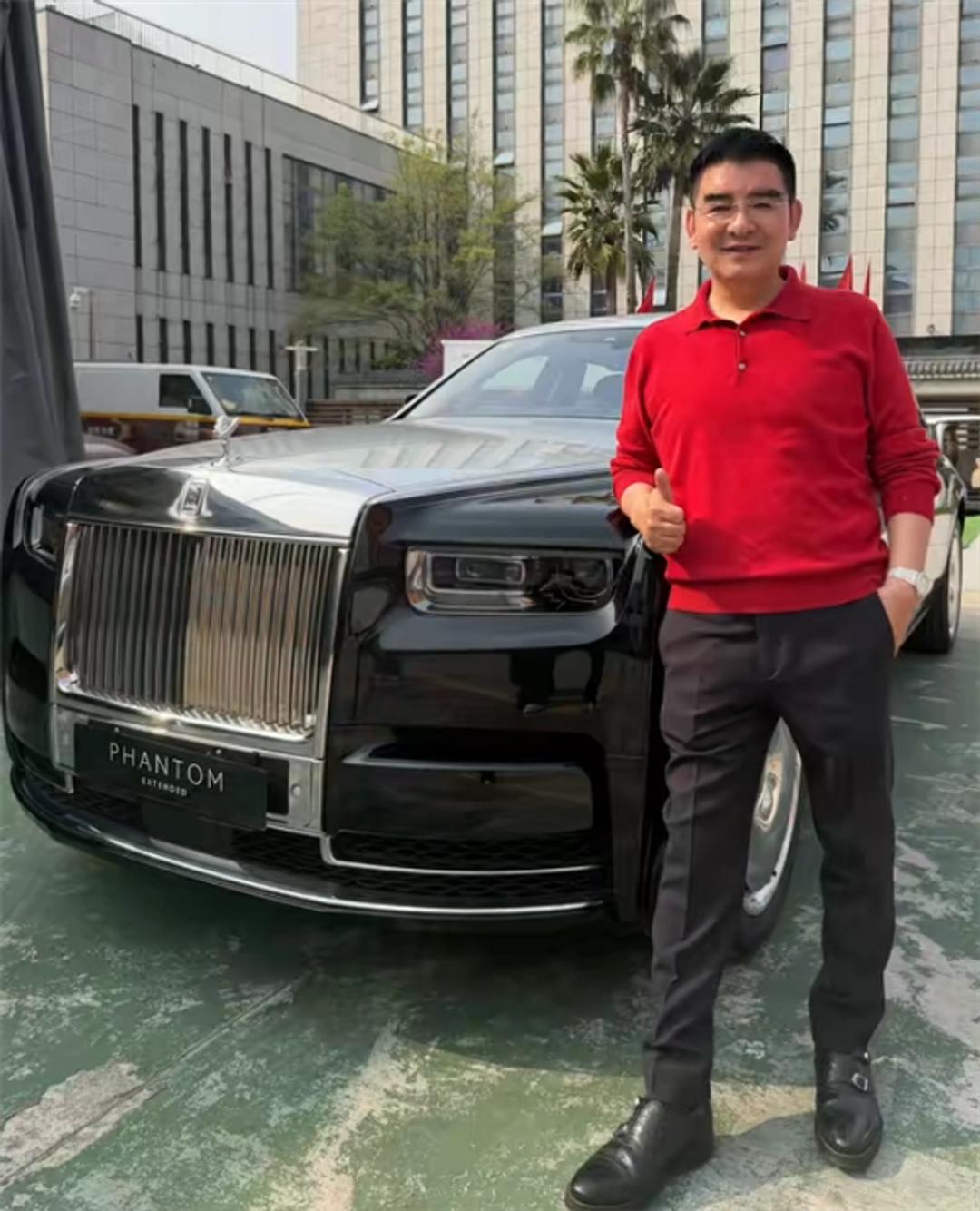 4月1日，陈光标一条视频刷爆全网。不是愚人节玩笑，他要把刚买的1300万劳斯莱斯