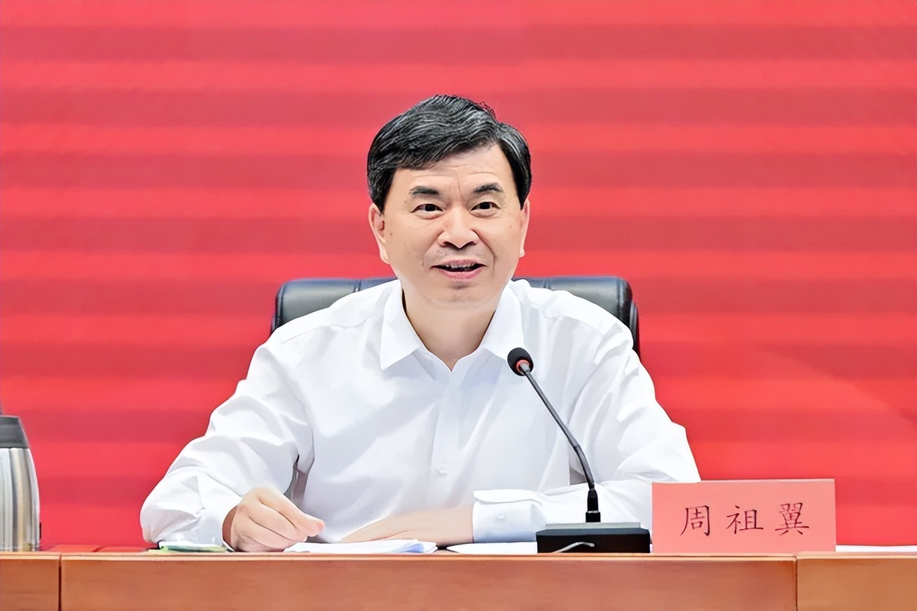 李乐成任安徽省委书记，周祖翼任河南省委书记，赵龙任福建省委书记