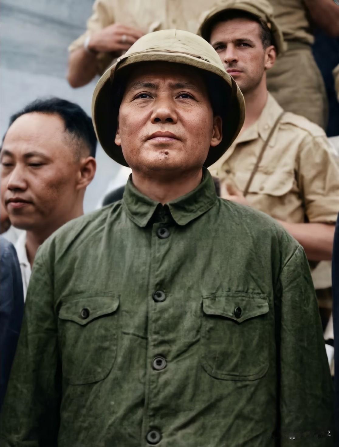 要是没有他，我们很可能是另一个印度。
印度有高种姓低种姓之分，我们有精英与大众之