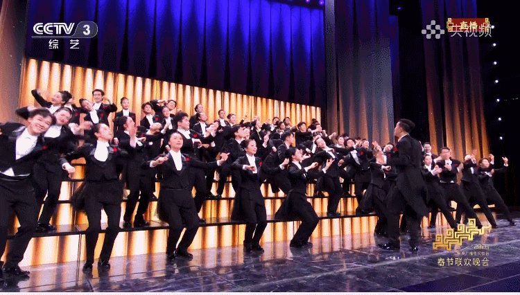 【#街舞加交响乐的创意绝了#】#在春晚看到了一种很新的舞蹈# 交响街舞《新春之声