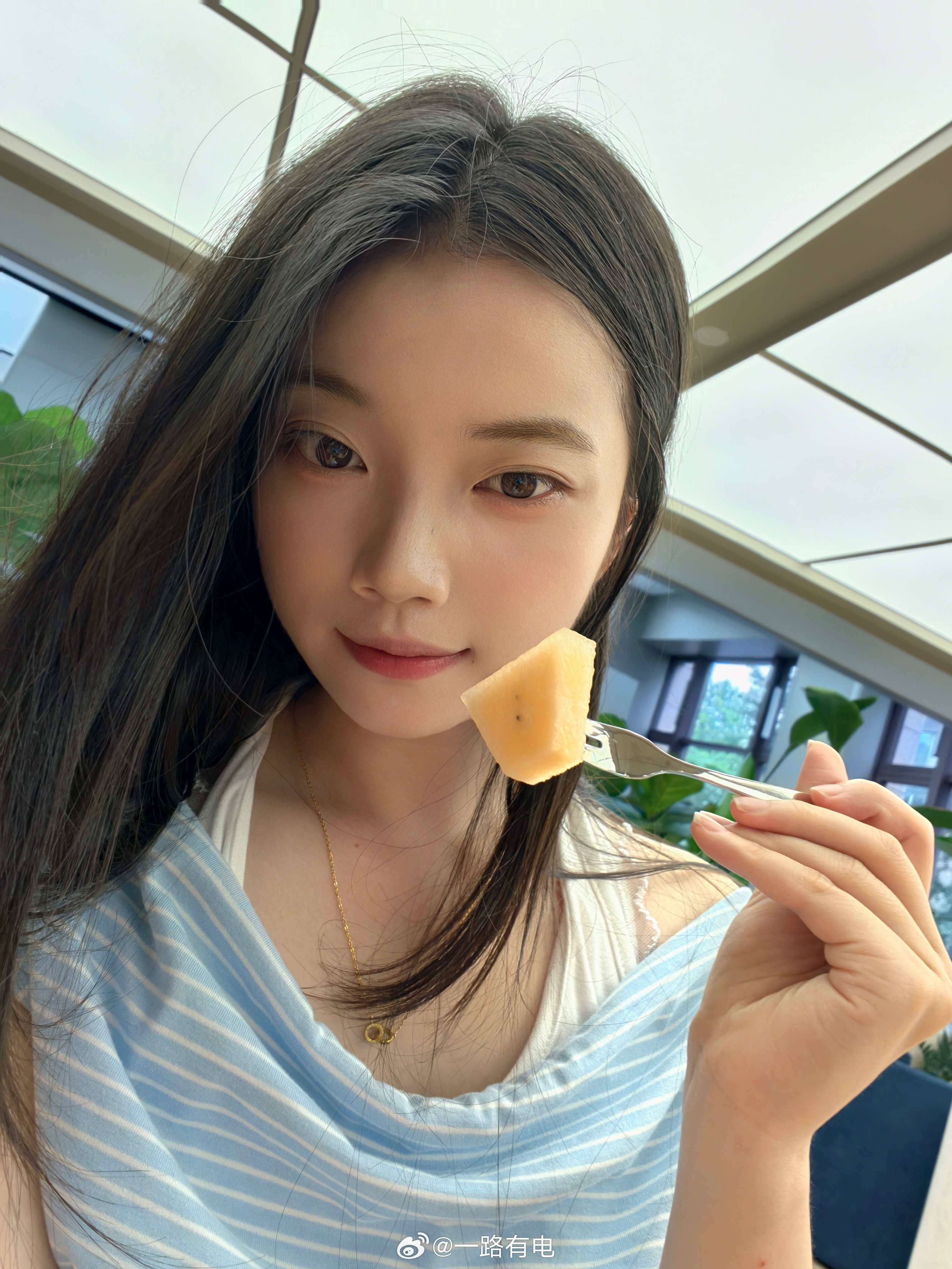 来阿维塔看看车，随便蹭个下午茶～ 杭州·阿维塔中心(杭州西湖店)