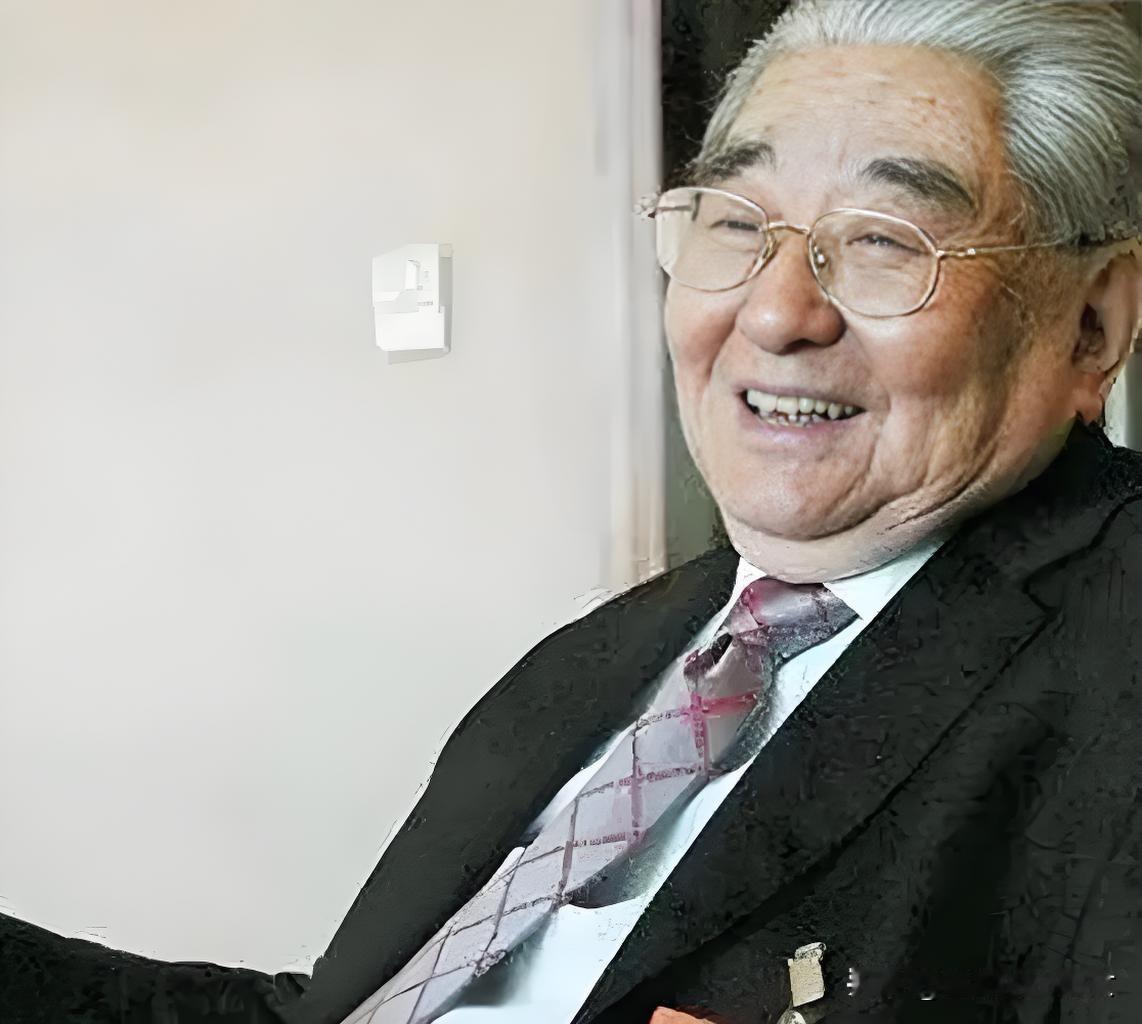 退而不休
真正的研究员！江苏省前“一把手”韩培信退下来后
并没有选择悠闲的生活