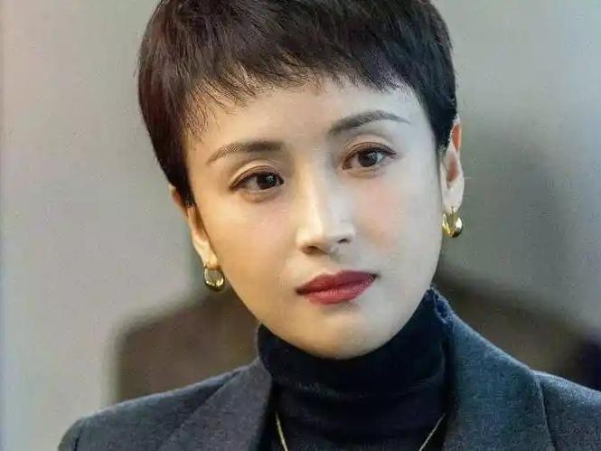 《逐玉》傅淼饰演的“宋母”下线，弹幕欢呼：终于得到报应

在剧中，“宋母”坏到骨