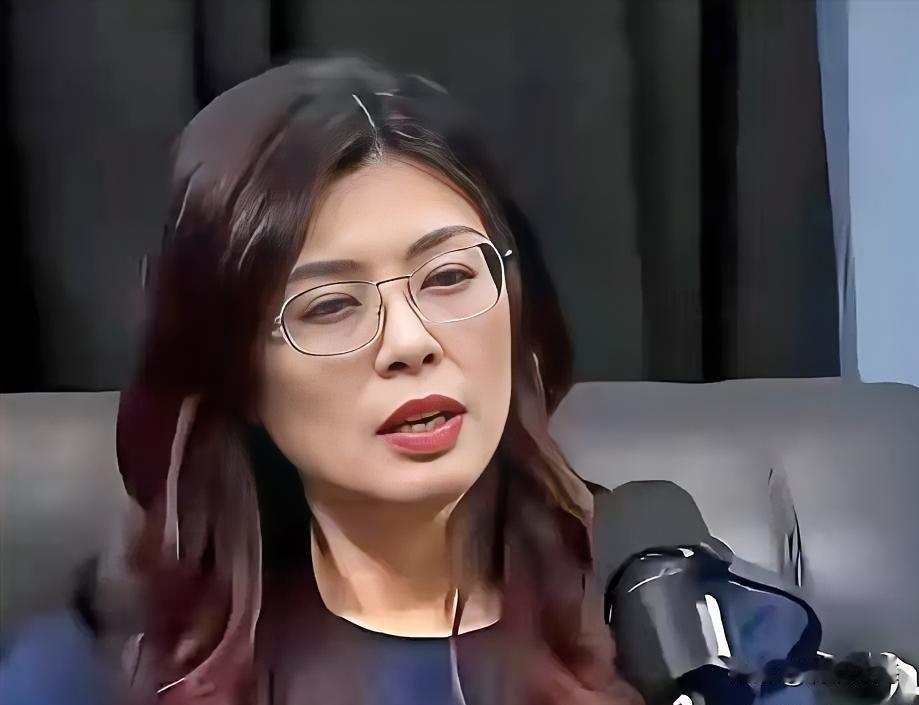 国民党若执政真能彻底避免台海战争？结合郑丽文四点主张，看透本质才不会被口号带偏！