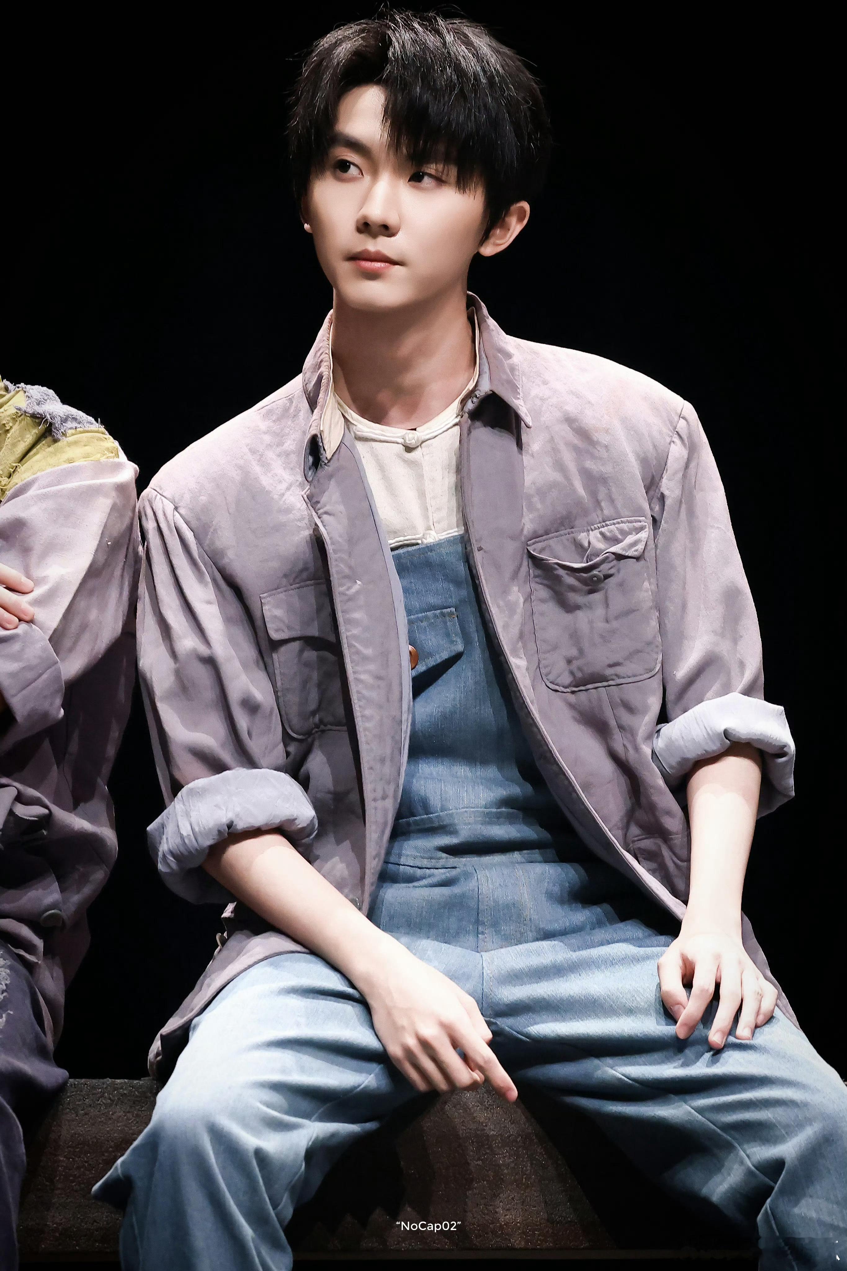 马嘉祺救场真听真看真感受的好演员[点赞][点赞] ​​​