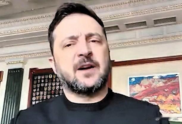 泽连斯基通报，俄罗斯袭击造成全国能源危机，哈尔科夫40万人断电，政府正抢修并进口