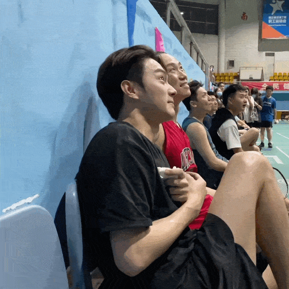 谁说我们许凯胆子小的 他就是胆子小🤓 ​​​
