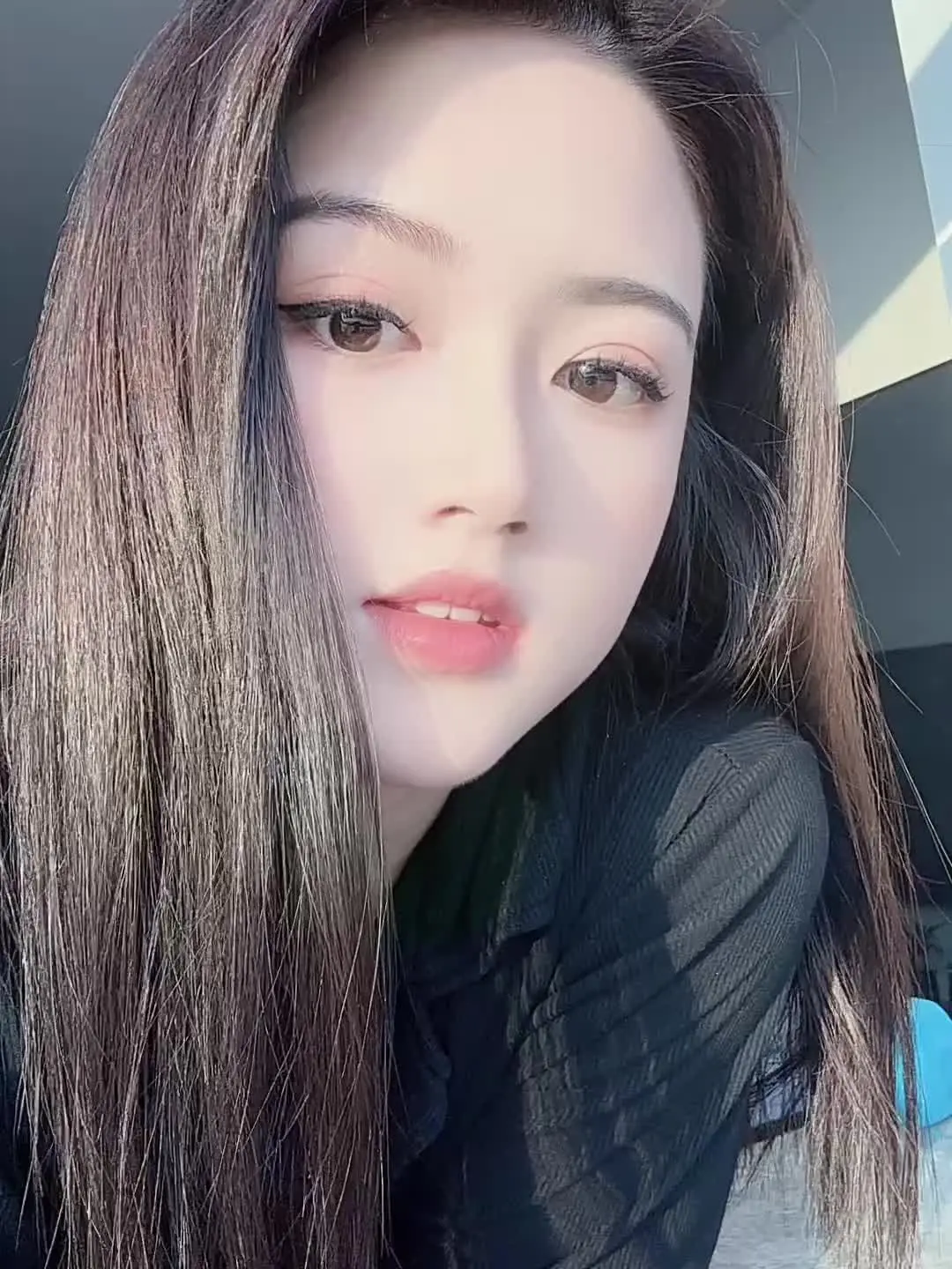 漂亮女人不发脾气只发财