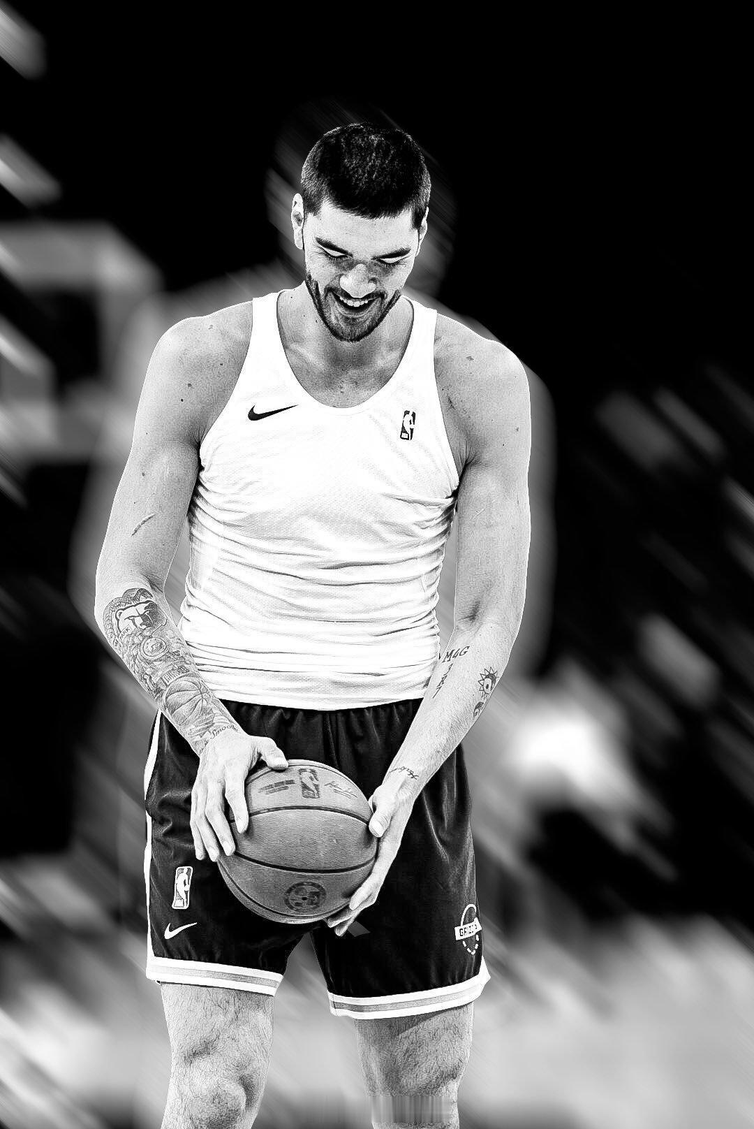 最能反映当前伊迪水平的一句话来自：“祖巴茨今天防守很努力了，伊迪'只'有九个篮板