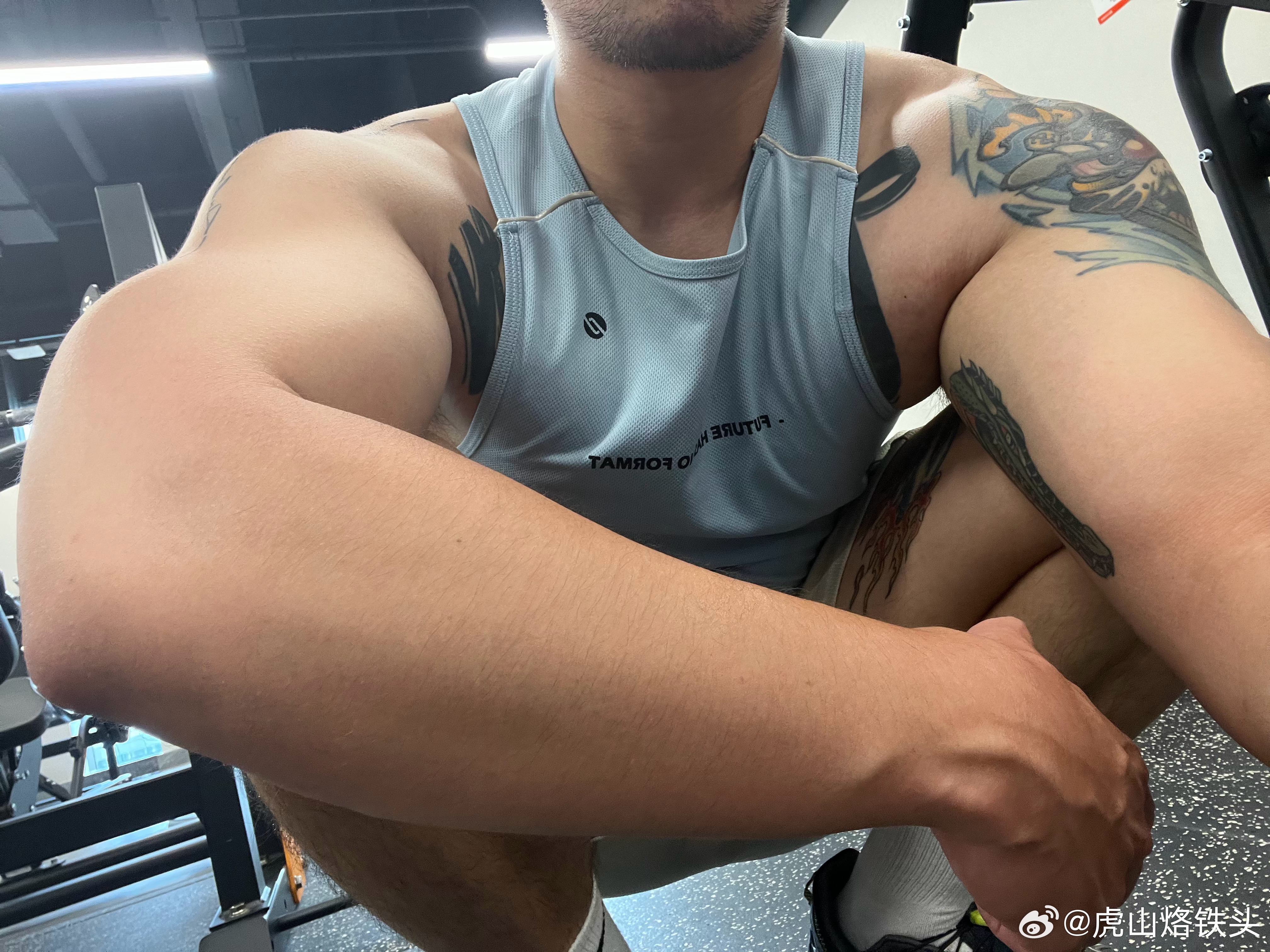 全身胶黏，屁沟子都要淌汤了啊啊啊啊啊啊 