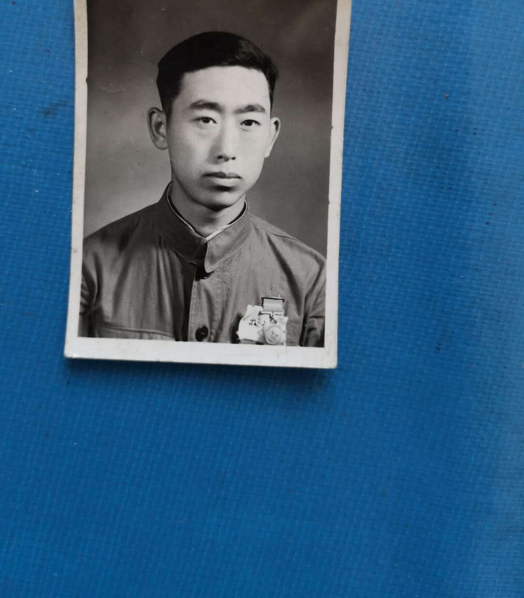 抗美援朝保家卫国抗美援朝战争生活手记我给我三叔这张老照片找到了解释：百度AI 结