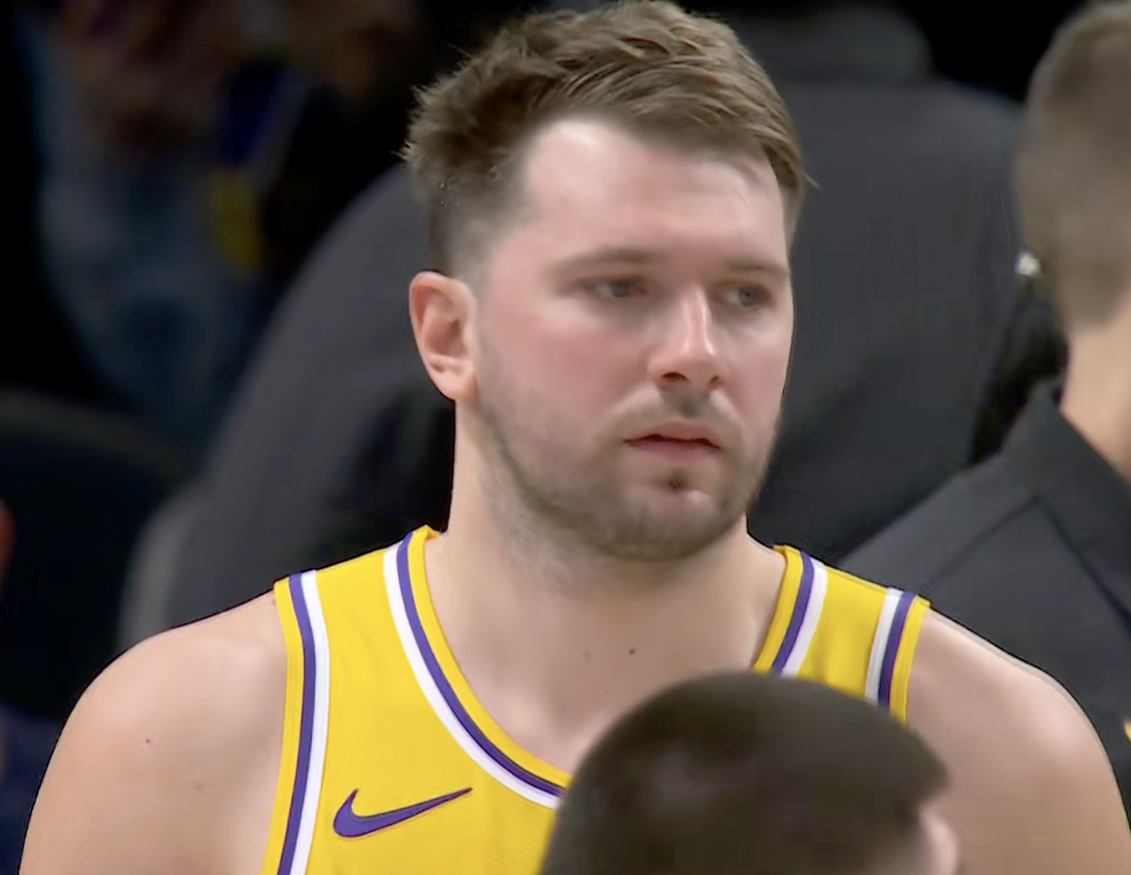 如何评价？今天的东契奇：26投15中 三分球8中3 罚球5中538分11篮板5助