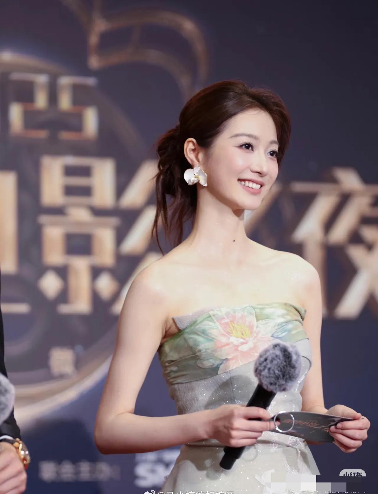 地方卫视美女主持人，就是想不起来名字了，有谁知道名字