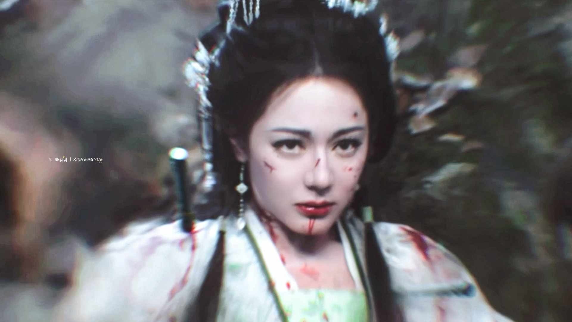 贺思慕你该有多疼啊😭谁又把疼痛共享给我打开了迪丽热巴贺思慕白日提灯