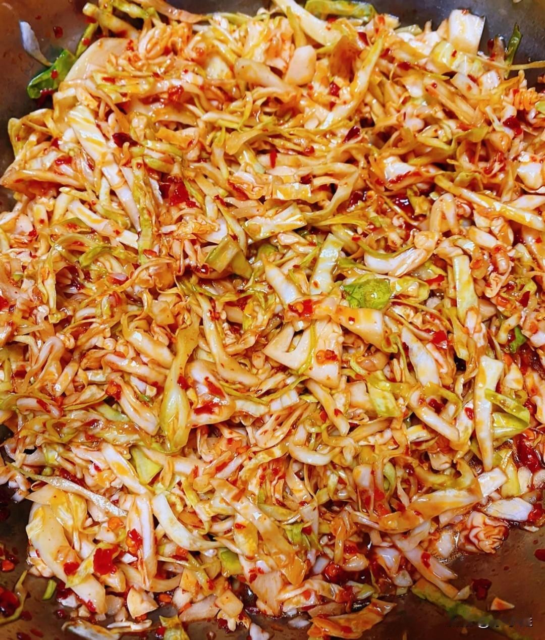 楼下早餐店免费小菜被我复刻成功！酸辣爽脆，朋友吃完直接打包走
 
每次去小区楼下