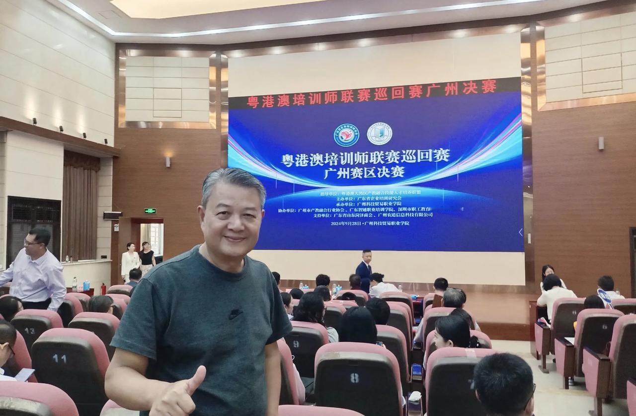 股票市场、房地产场，国家出场，快速反应。果然两市是政策市，不能忽视国家的意志。短