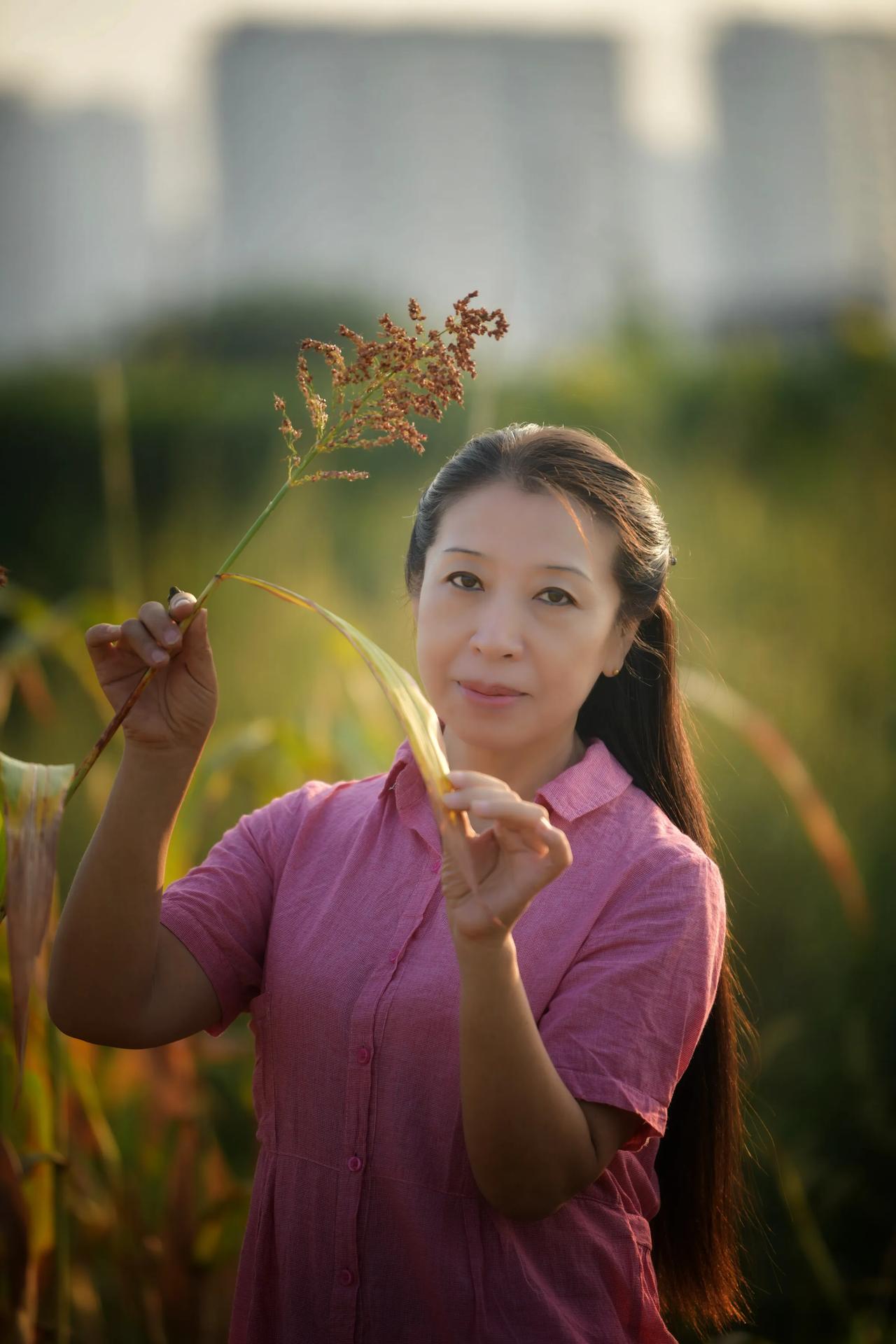 #分享你手机最美的一张风景照# 美好的清晨，美好的心情，拍摄于市郊区的小农场。#
