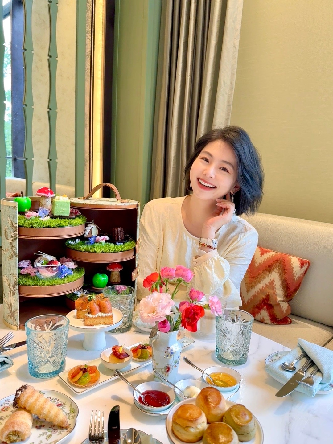 SabrinaLifeStyle[超话] 今日份✨幸福感🥂是香格里拉给的💖汤