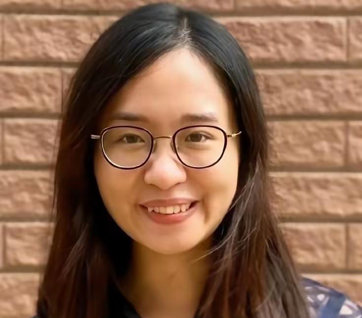 河南一男子包山养300只鸡，半年没捡着一个鸡蛋，谁料，跟踪到鸡窝撞见令人惊讶的一