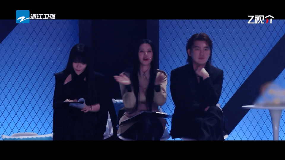 原来明星也会嗑CP有歌 专业歌手秒变嗑学家！李承铉谭维维在《有歌》现场疯狂输出，