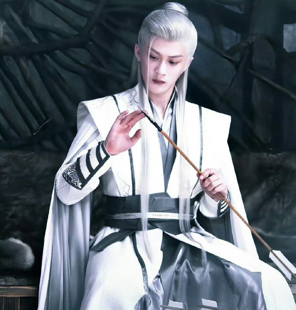 #相柳生命倒计时了#长相思2马上开播意味着什么？意味着相柳生命进入倒计时[泪][
