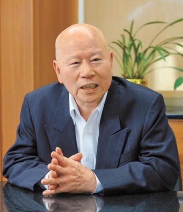 台湾地区媒体人许信良公开表示，要是大陆统一台湾，绝大多数的台湾人都不会服气，更别