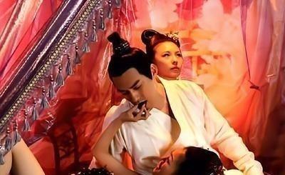 野史：古代皇帝一夜临幸多名妃子，这在很多人看来是荒淫无道，纵欲无度的行为。你说这