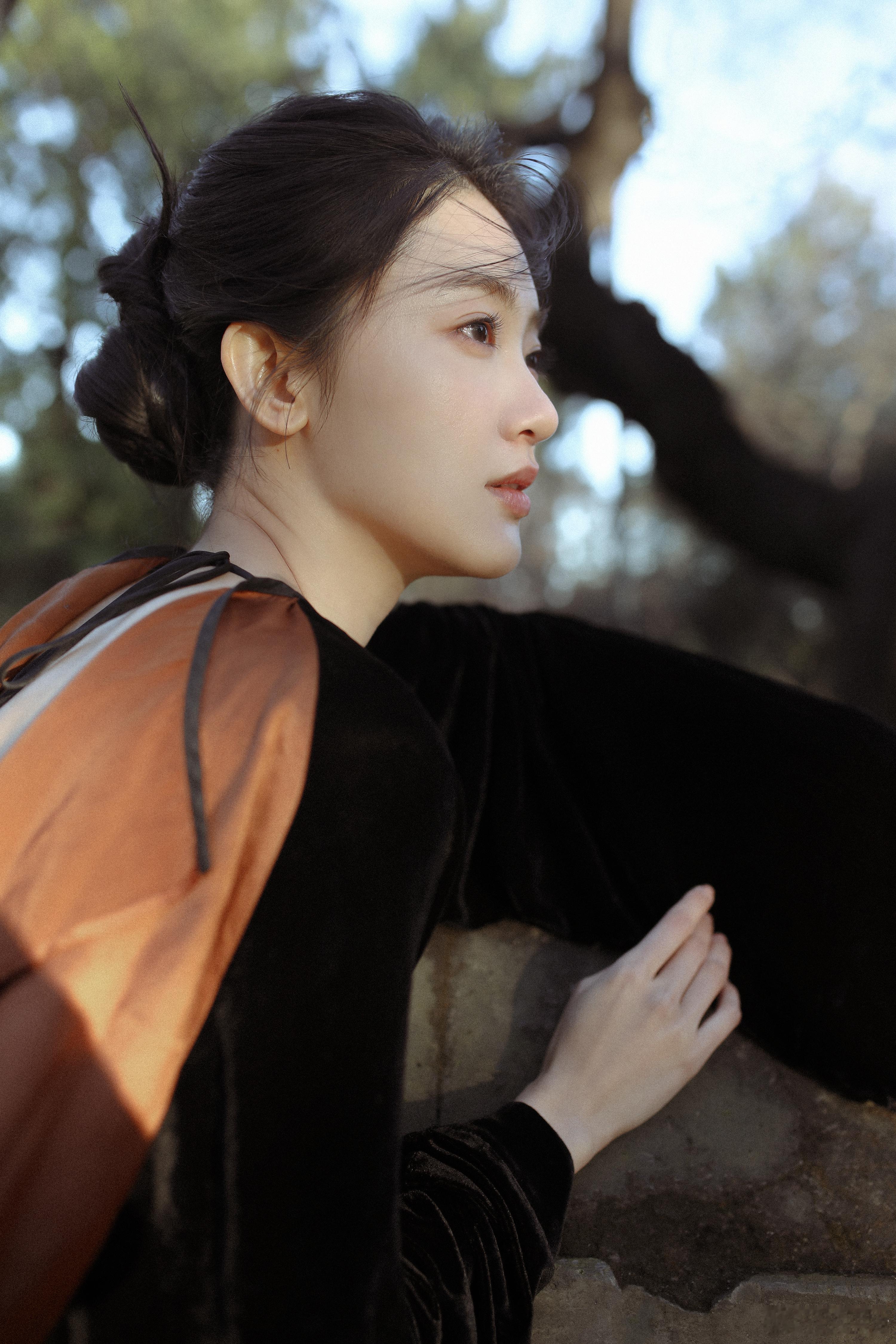 来自秋天的尾音🐿️是谁在十二月的寒风中拍出秋天的感觉昕鲜出炉十二月的奇迹