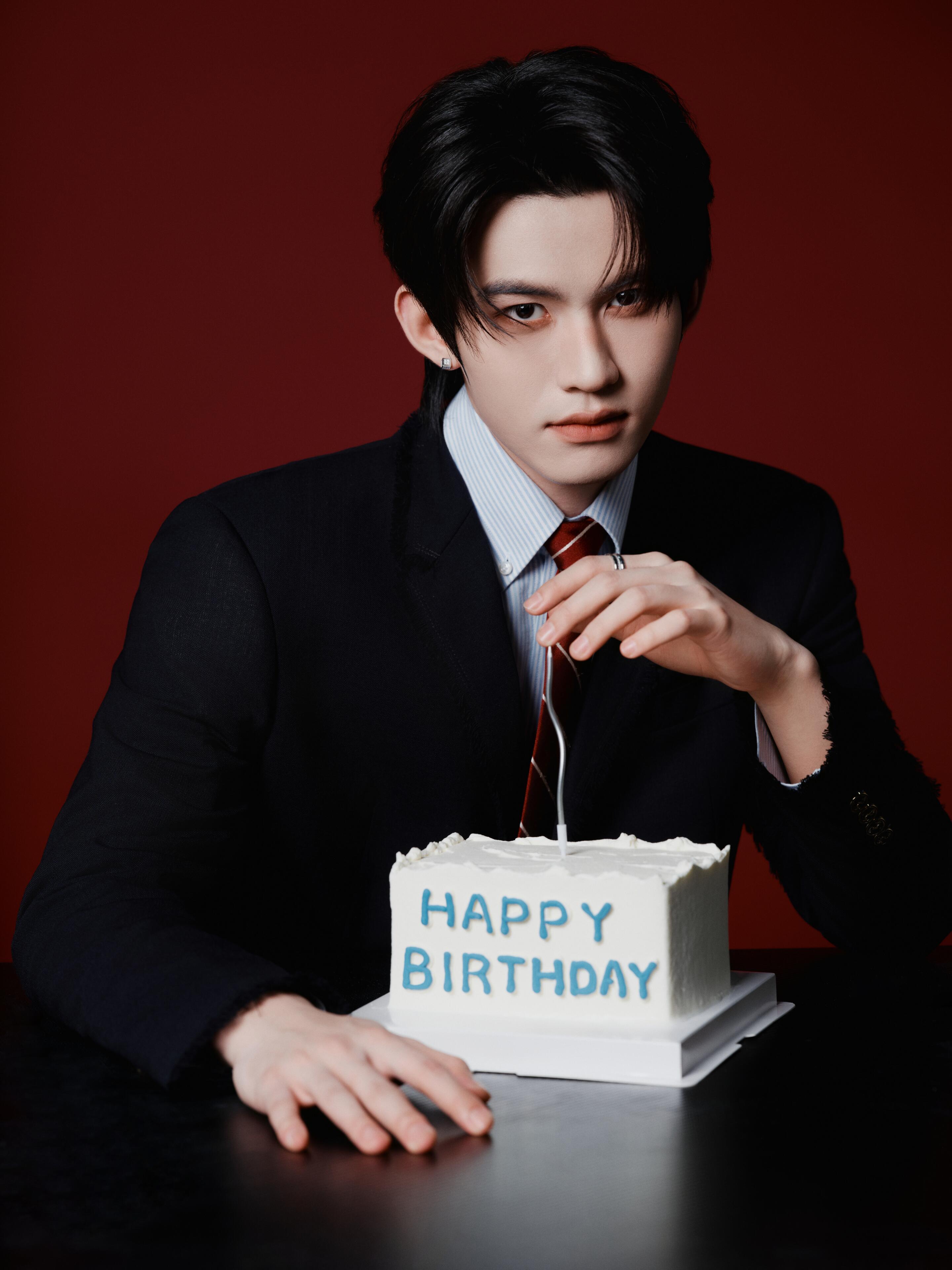 云旗 × 生日写真大片🎂云旗0811生日快乐 Ralph Lauren黑色毛边