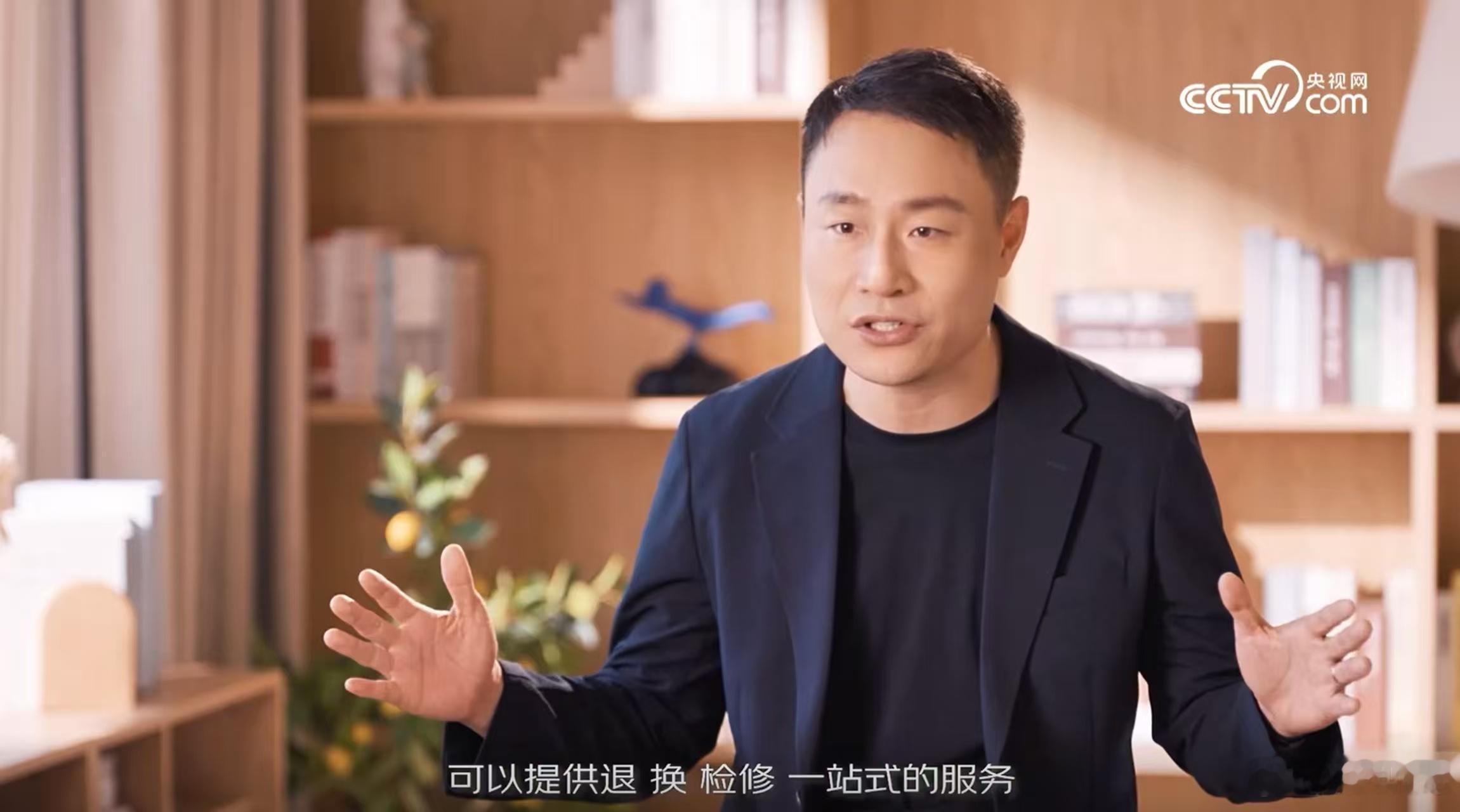 说实话手机用久了电池不耐用是每个老用户都头疼的事。很多人以为换电池就是简单换一块