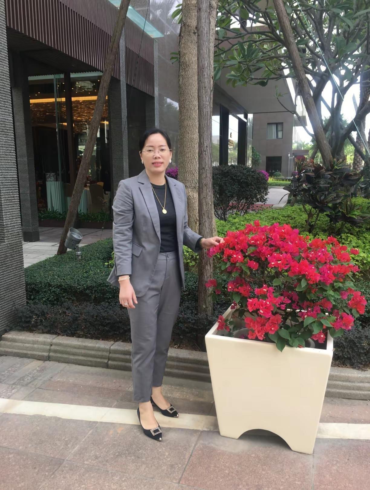 西装一穿 不仅是风格 更是一种态度😜