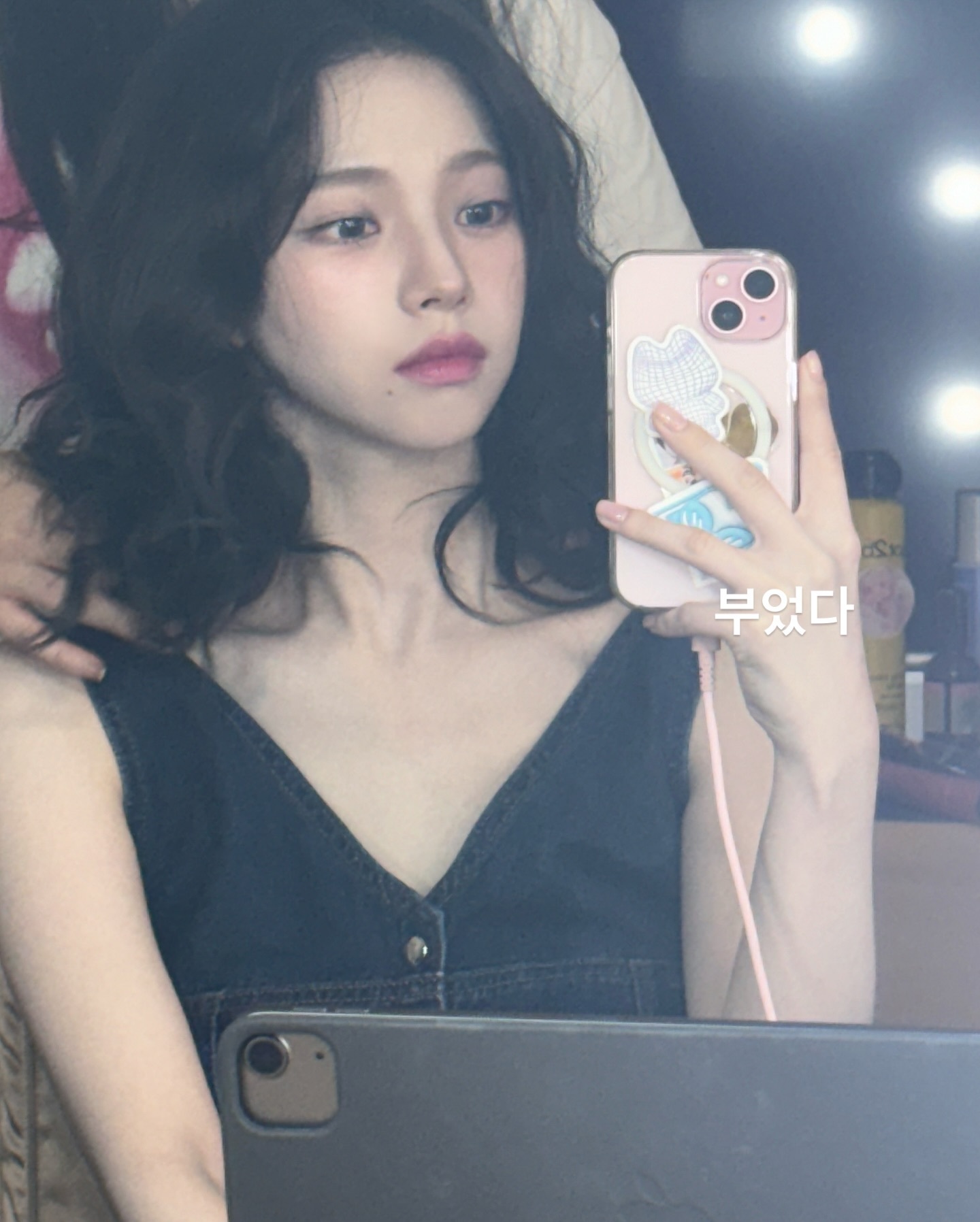 Karina ins更新🖤 ​​​
