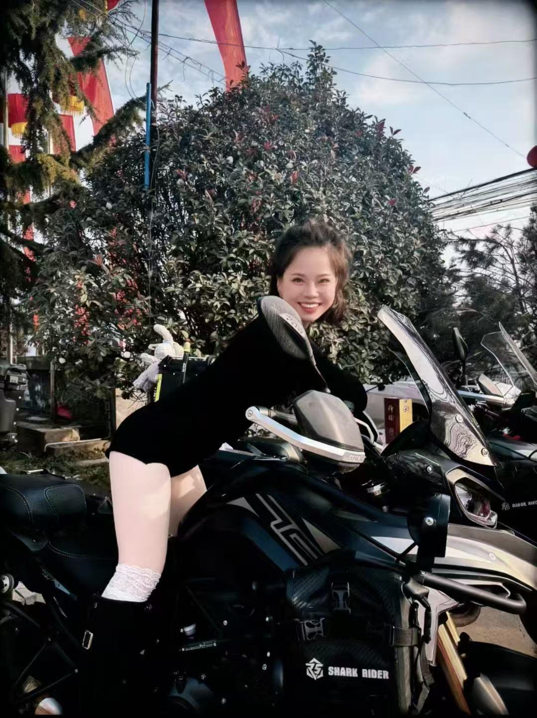 女骑 机车摄影 复古摩托 爱骑行的小姐姐 机车女骑