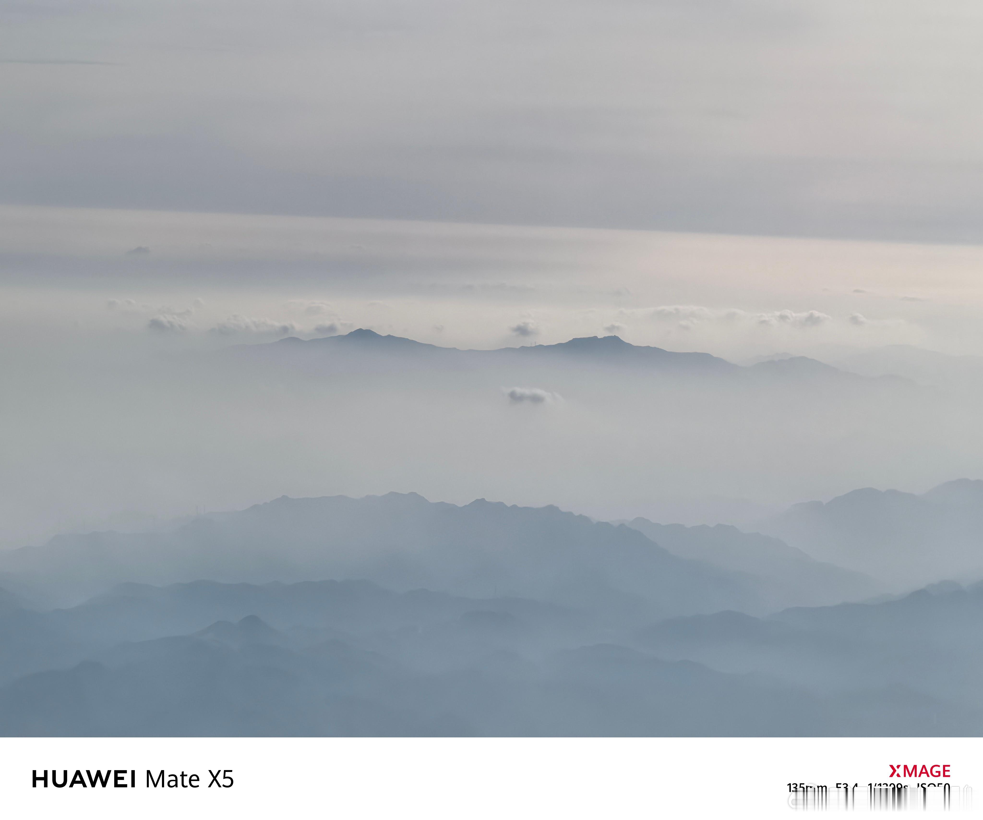 善意的瞬间就像一簇微光，可以照亮看到它的人；而这簇微光传递出去，就会变成火焰，温