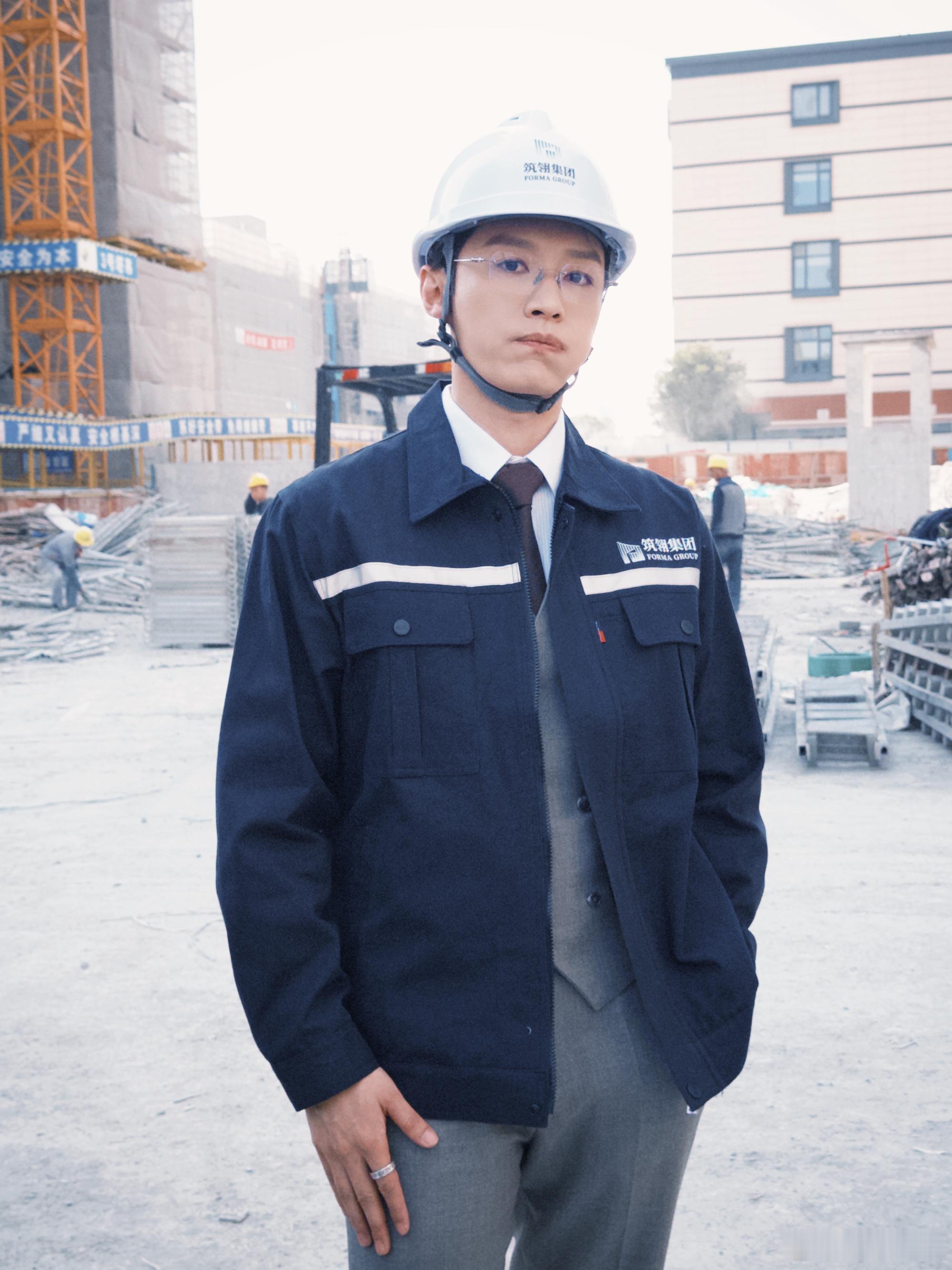 代旭在拍秦谜代旭《秦谜》饰演郑国。裴总上辈子修水利这辈子干土木，也算是不忘初心了