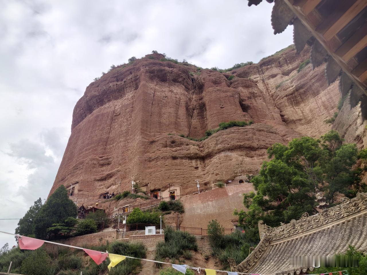 甘肃甘谷县华盖寺石窟1号窟（空窟）