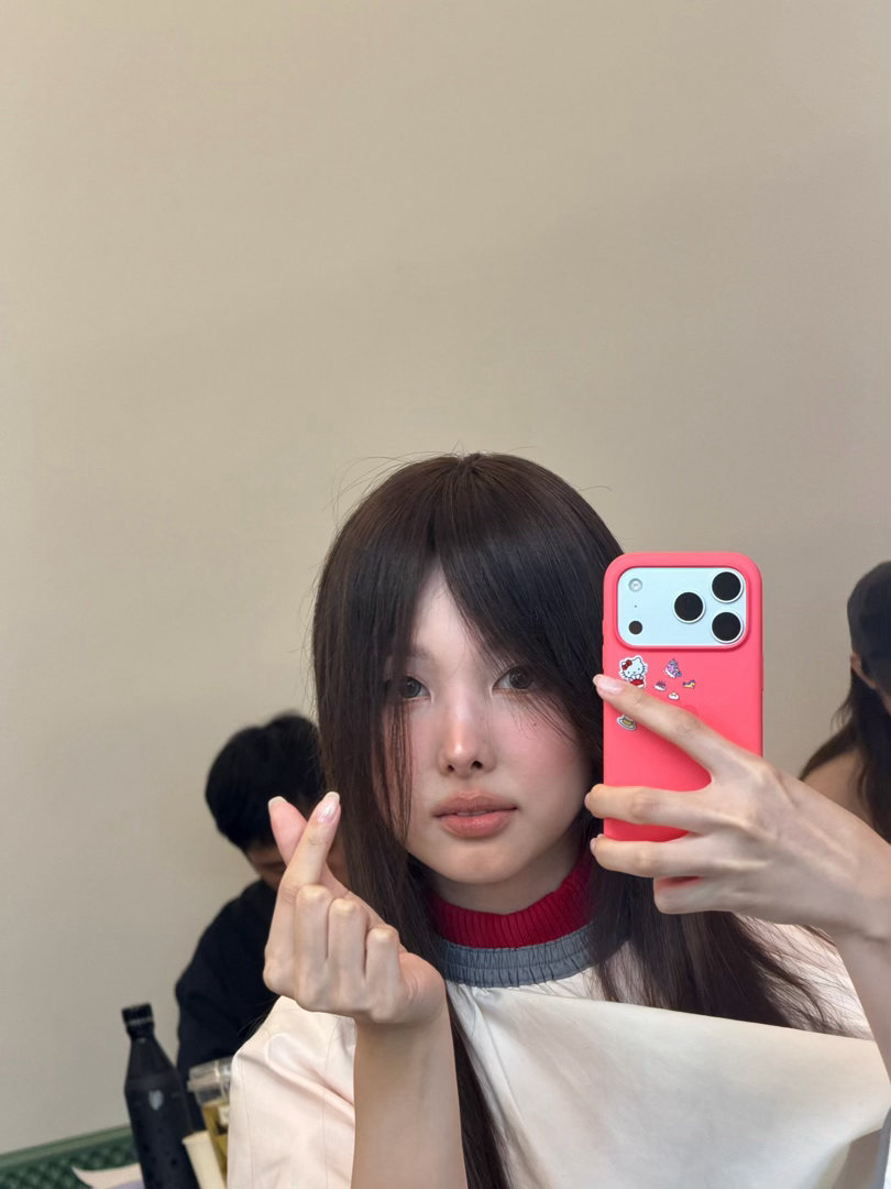 试戴假发也这么有节目吗 