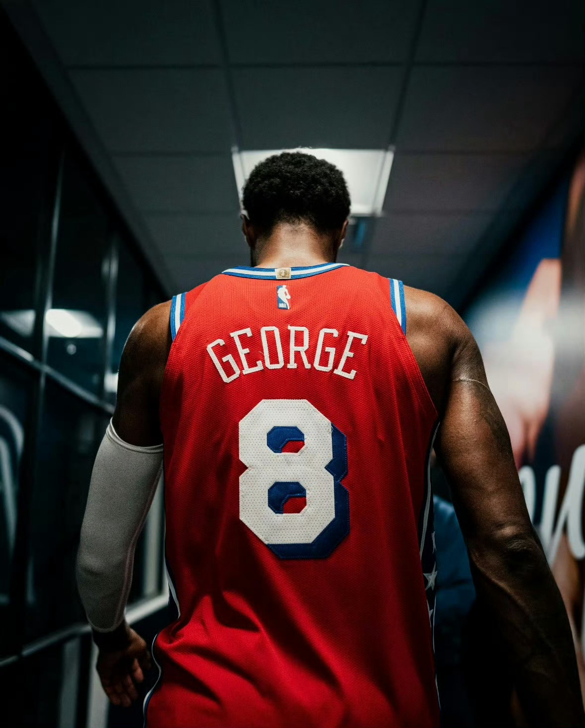 去告诉所有人，你从未离开。晚安,保罗乔治