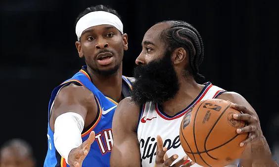 11月18日讯 今日NBA常规赛，快船客场以108-110输给76人。美媒NBA