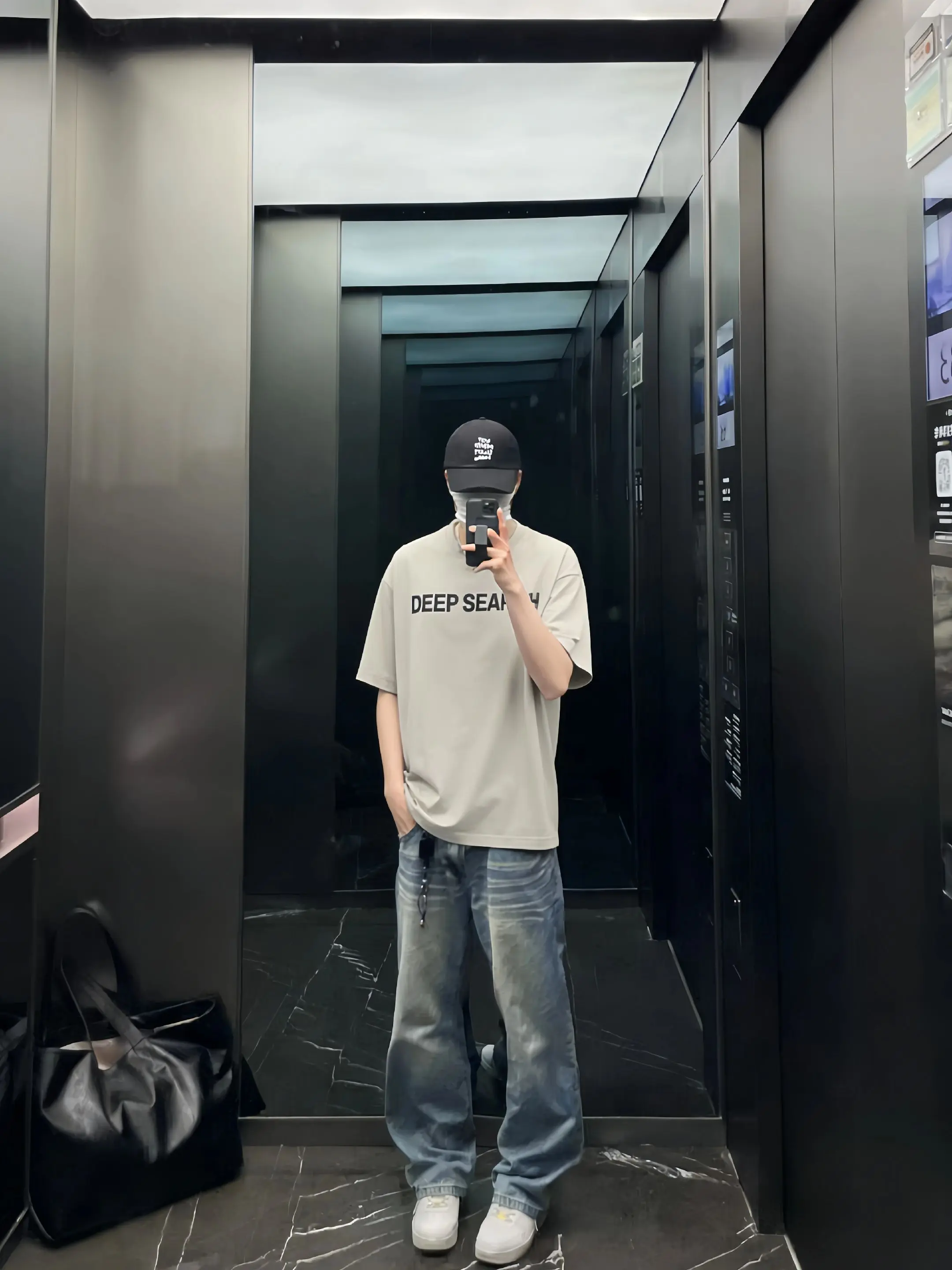 随性chill 一张图证明你在健身 ootd穿搭手势舞 交出你的音乐节穿搭