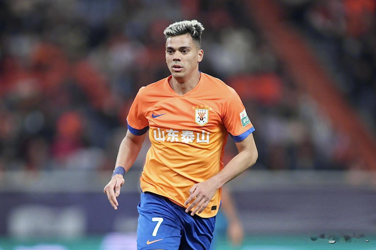 不再引援了？帕托二转撤销报名，泽卡顶替，泰山队没有夏窗引援计划。
  泰山队现在