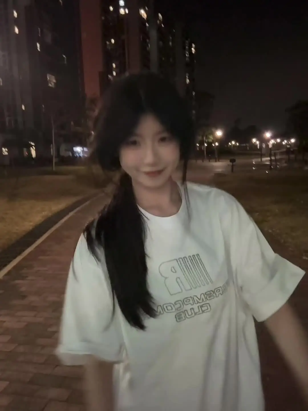 不强求任何一段关系 即使我很在意