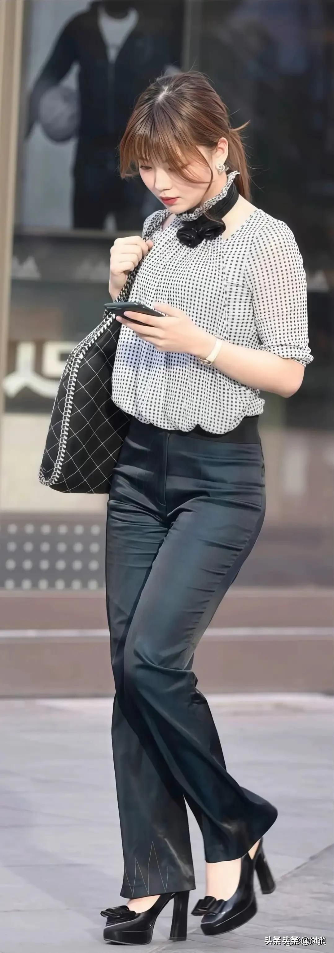 微胖滴女生好看还是苗条好看?