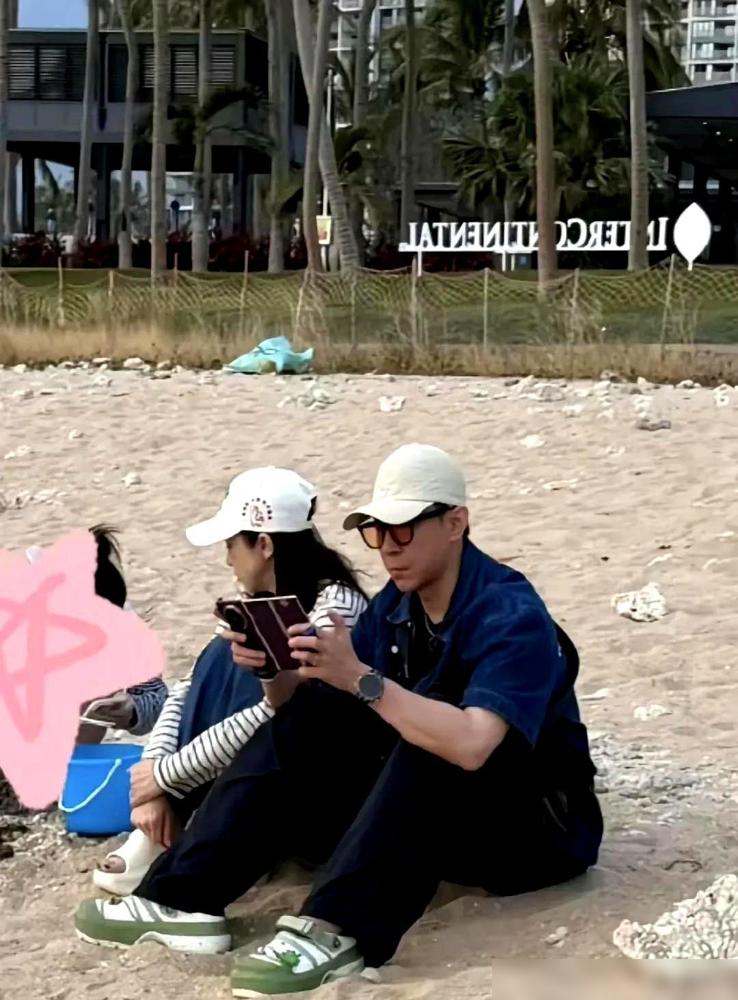 董璇这事，都说她下嫁，男方张维伊，不图钱，反倒把千万外债往自己身上扛，就离谱。