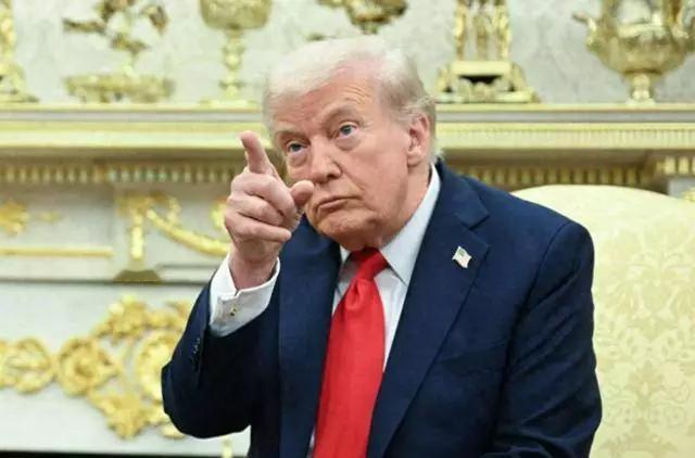 特朗普拒出席G20，南非被点名，全球南方暗流涌动

特朗普在迈阿密发表讲话，提到