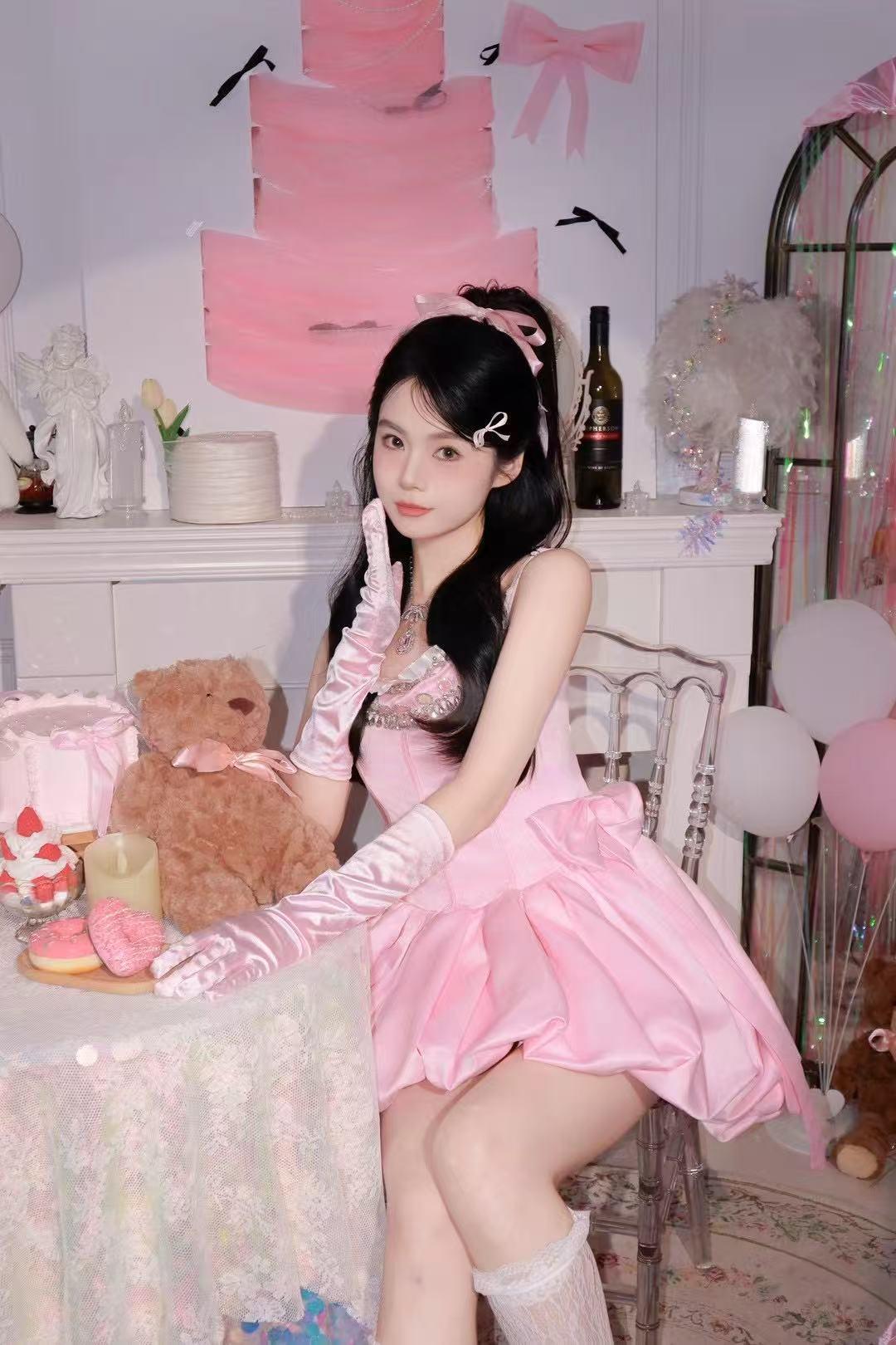 少女摄影|NO.0015期
看得出来是个芭比啦～
少女风写真照 少女风照片 少女