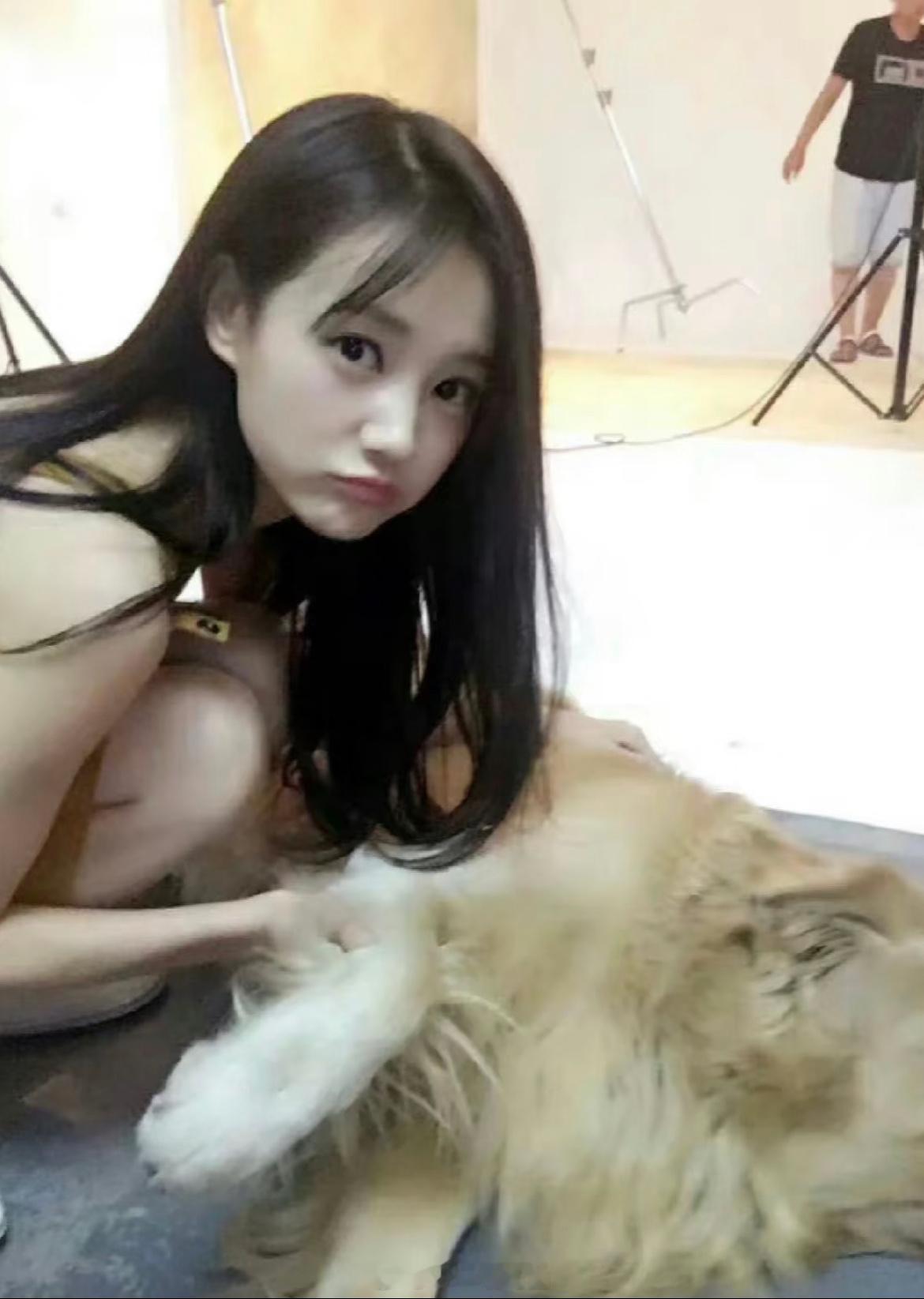 素人时期的李一桐美成啥样了 ​​​