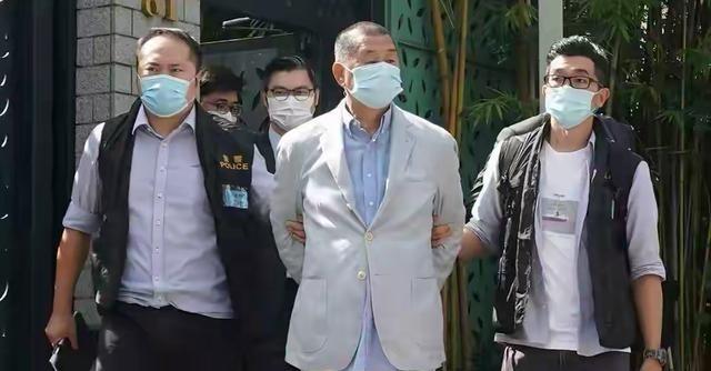 救不出黎智英干脆掀桌！香港不再忍让，半夜强硬反击，扒光三方反华势力老底。

这场
