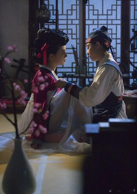 2026年了开始看风之画员嗑到这对女同小情侣，我还有救吗…… ​​​